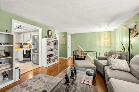 12L Rebecca Lane Derry NH 03038