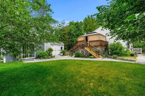 12L Rebecca Lane Derry NH 03038