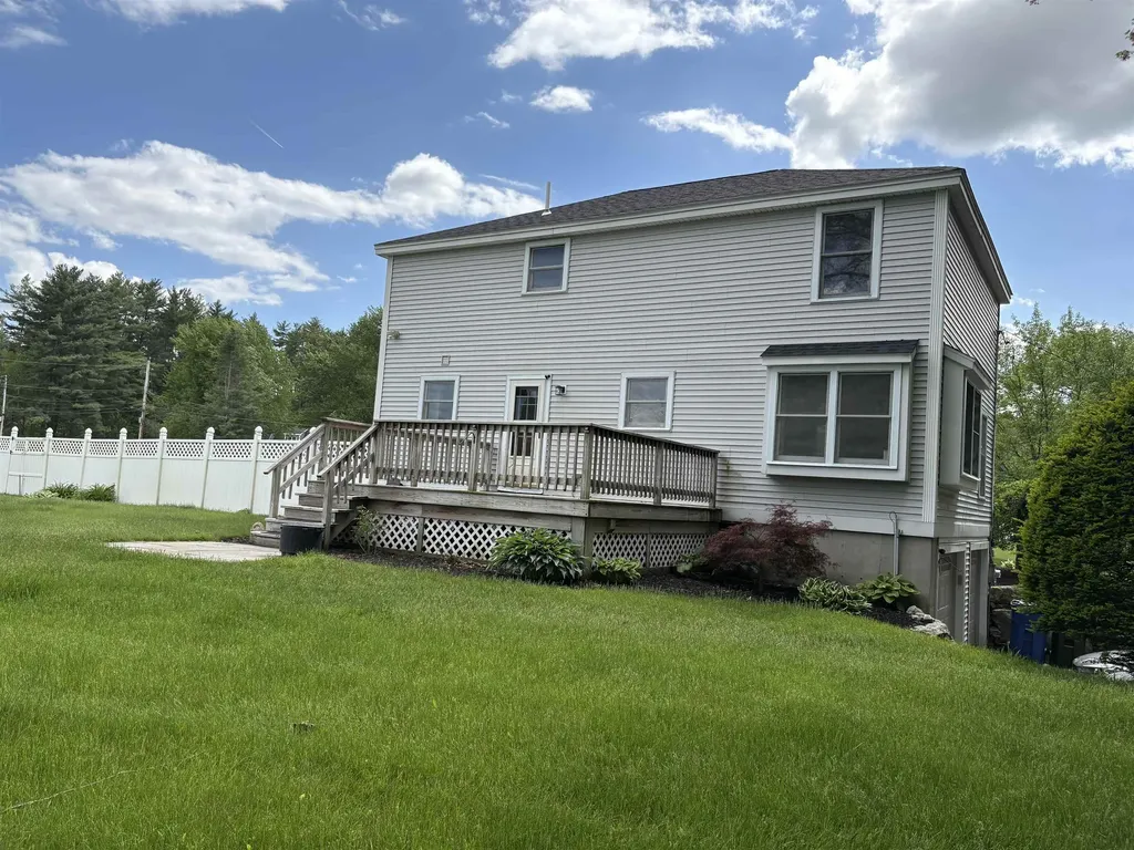 144 Old Derry Road Londonderry NH 03053
