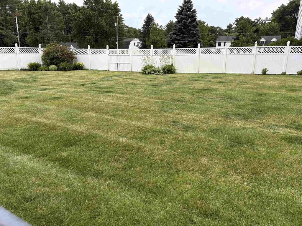 144 Old Derry Road Londonderry NH 03053