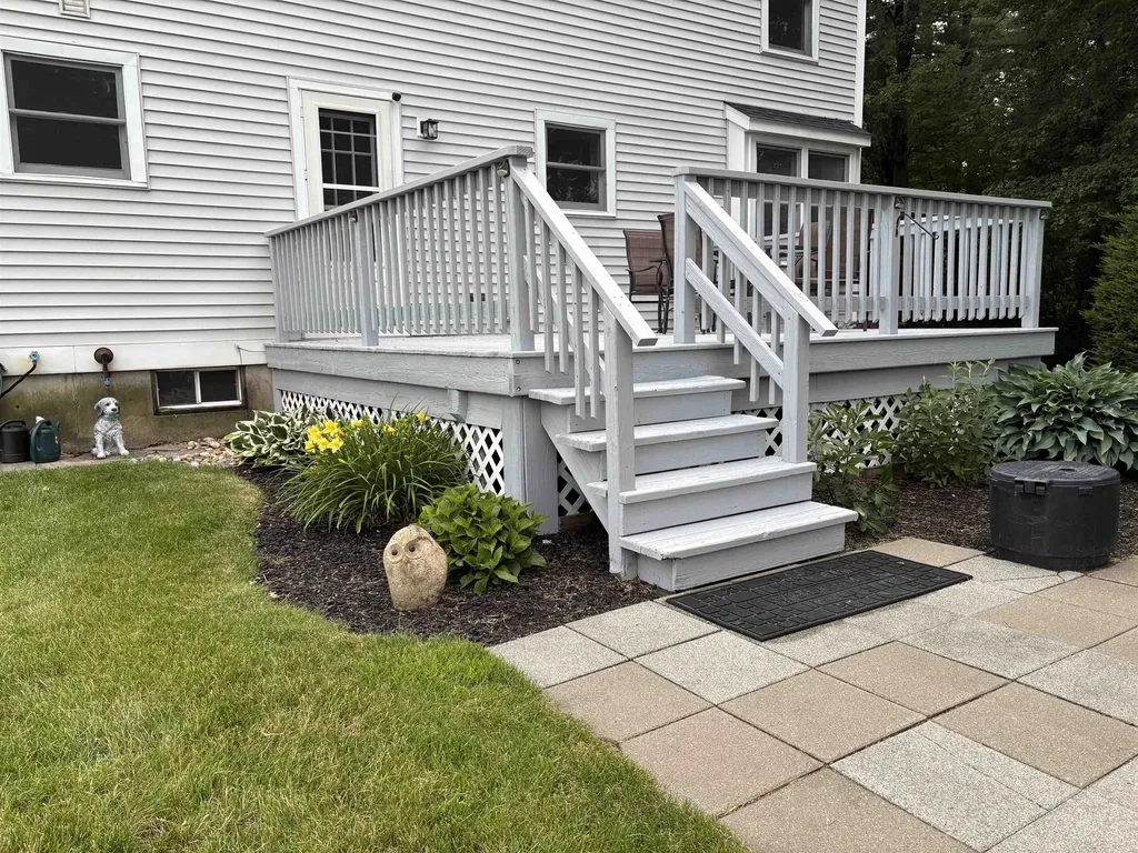 144 Old Derry Road Londonderry NH 03053