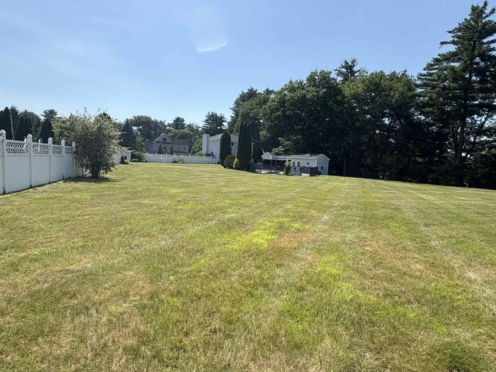 144 Old Derry Road Londonderry NH 03053