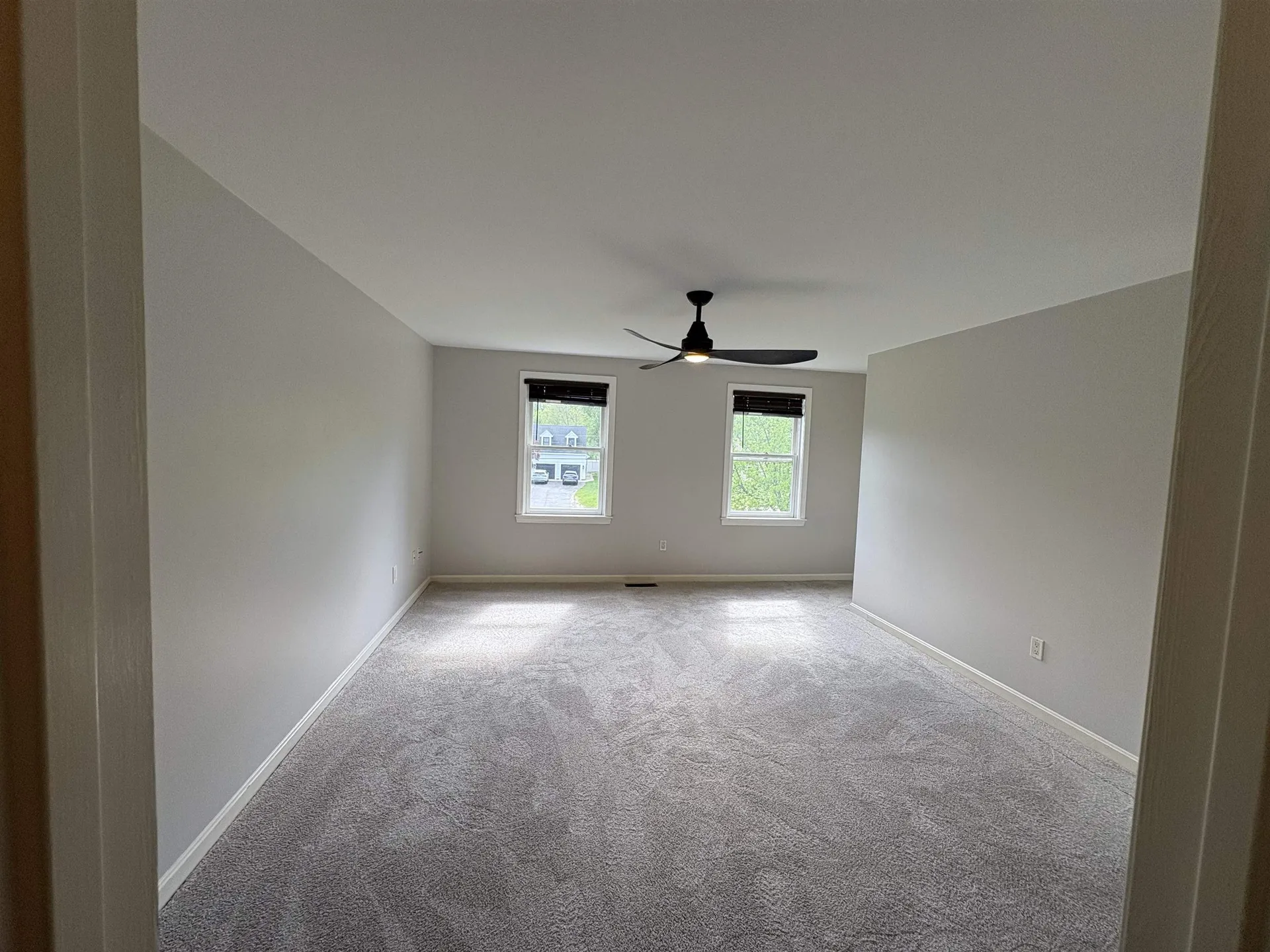 144 Old Derry Road Londonderry NH 03053