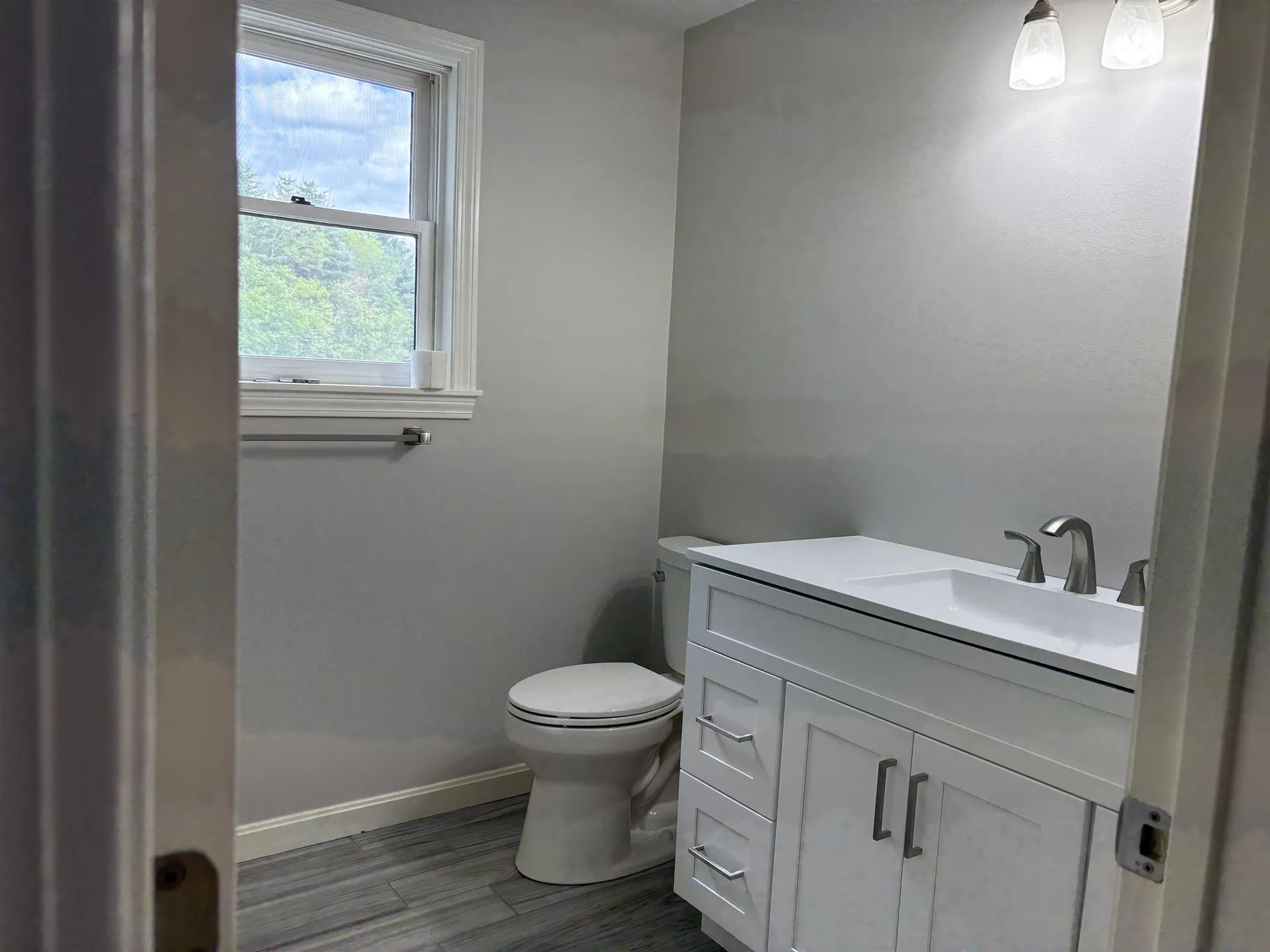 144 Old Derry Road Londonderry NH 03053