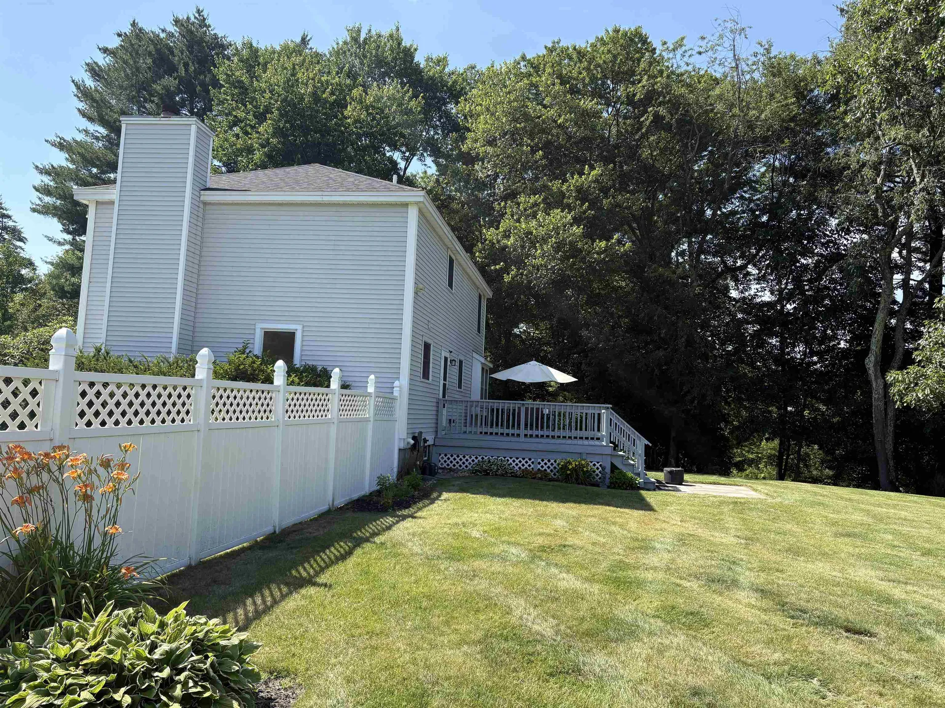 144 Old Derry Road Londonderry NH 03053