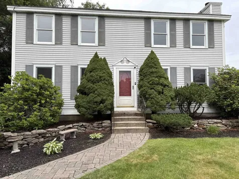 144 Old Derry Road Londonderry NH 03053
