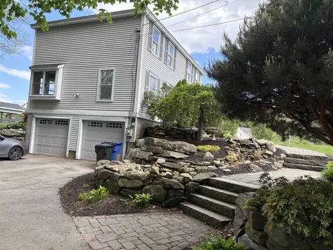144 Old Derry Road Londonderry NH 03053