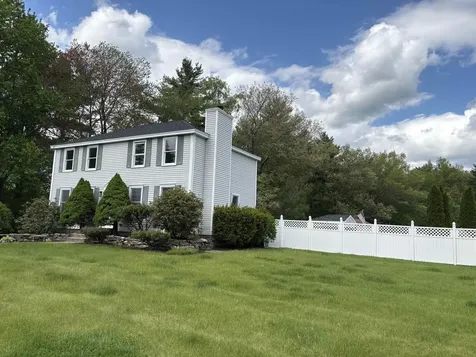 144 Old Derry Road Londonderry NH 03053