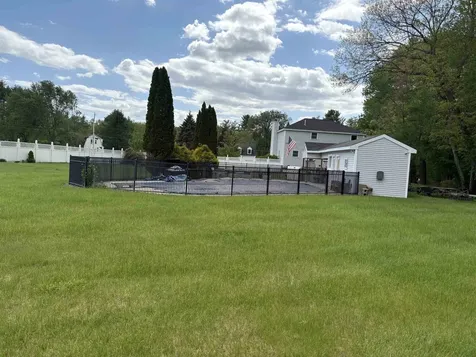 144 Old Derry Road Londonderry NH 03053