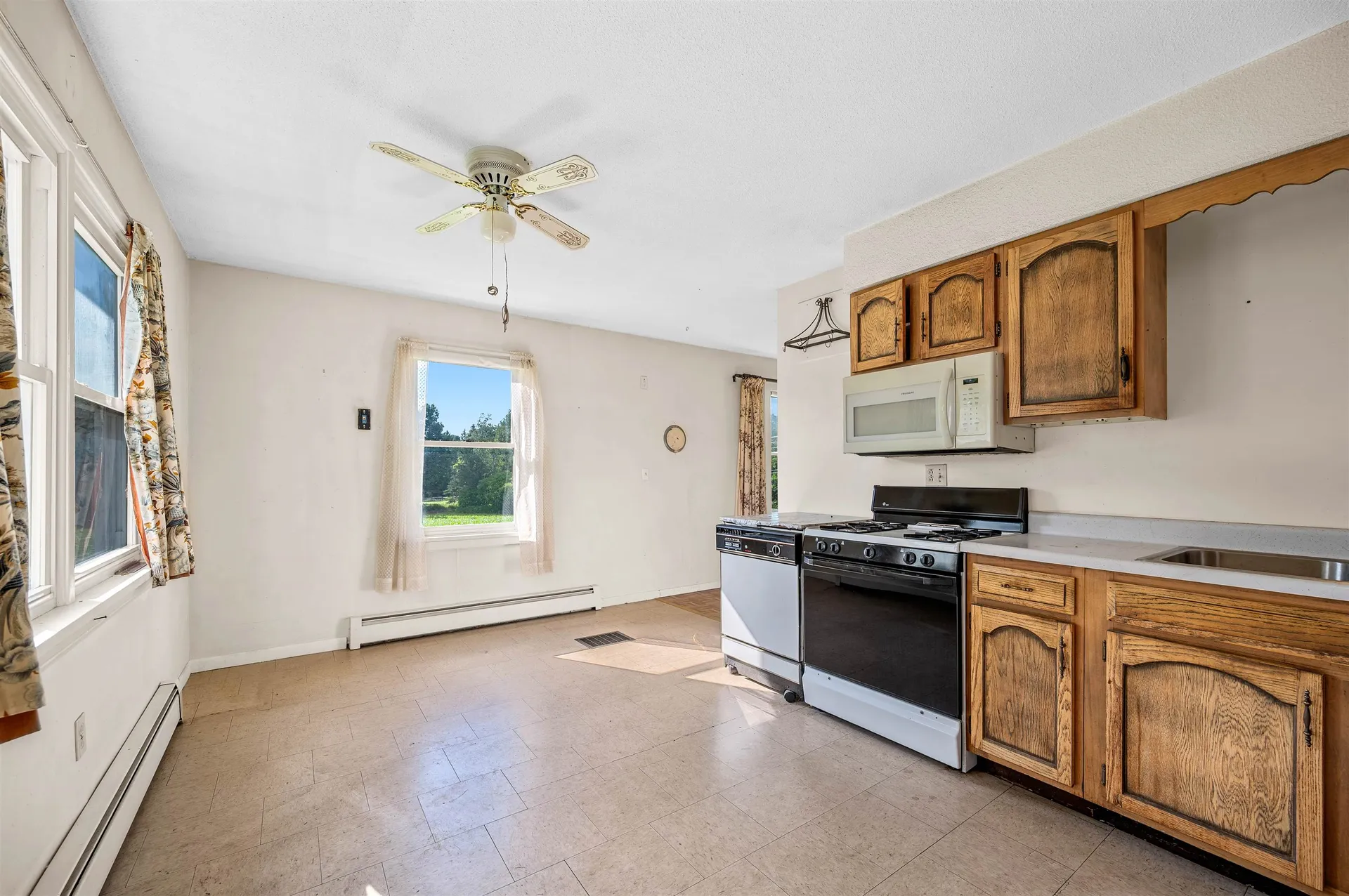 2480 East Warren Road Waitsfield VT 05673