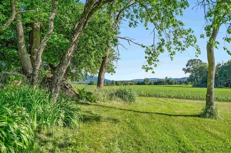 2480 East Warren Road Waitsfield VT 05673