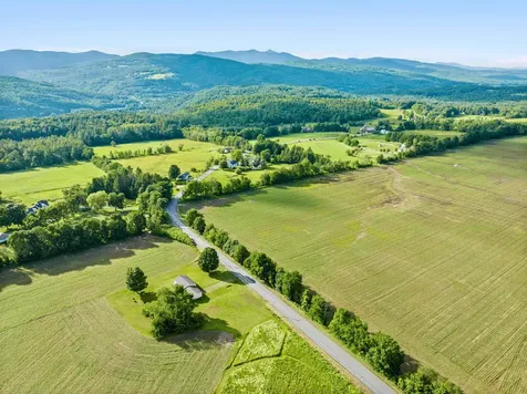 2480 East Warren Road Waitsfield VT 05673