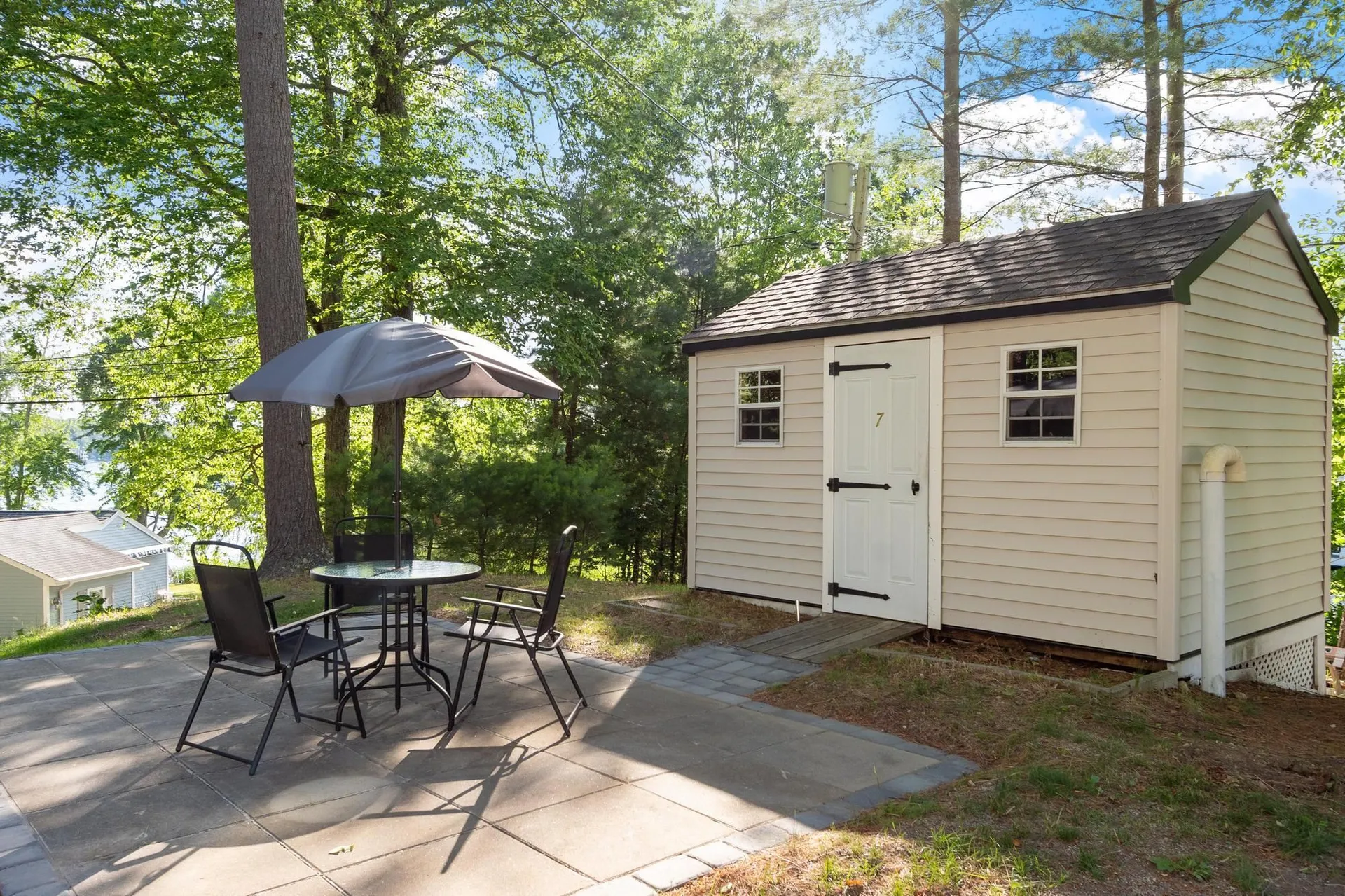 7 Beach Road Hampstead NH 03841