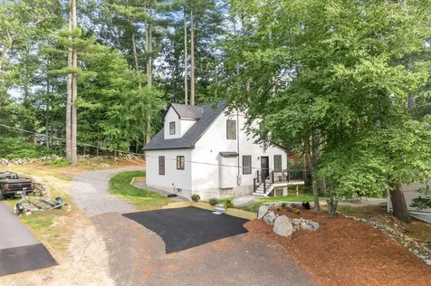 7 Beach Road Hampstead NH 03841