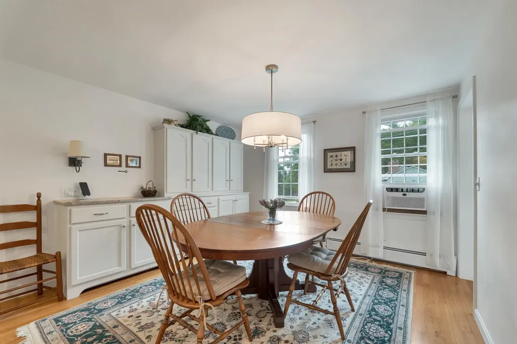 15 Spencer Drive Nashua NH 03062