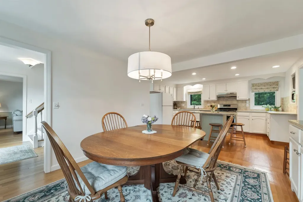 15 Spencer Drive Nashua NH 03062