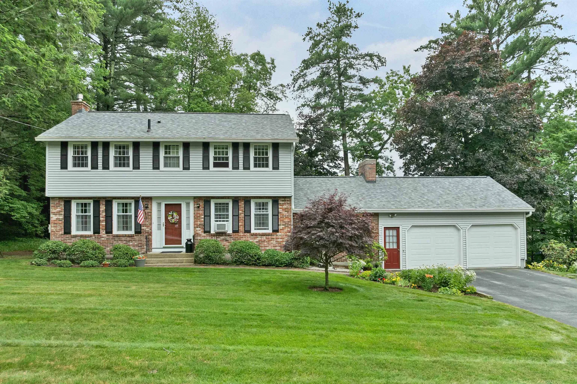 15 Spencer Drive Nashua NH 03062