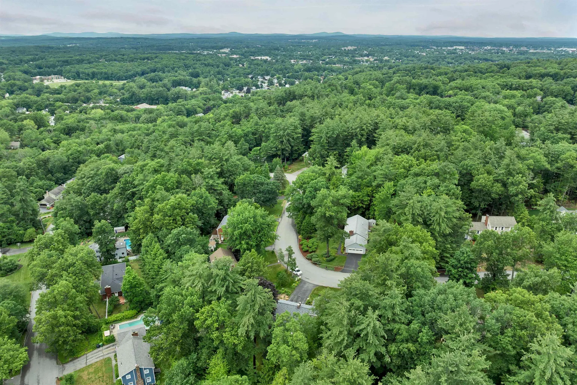 15 Spencer Drive Nashua NH 03062