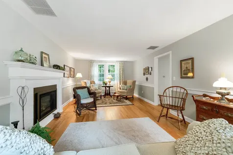 15 Spencer Drive Nashua NH 03062