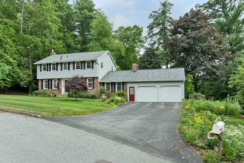 15 Spencer Drive Nashua NH 03062