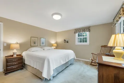 15 Spencer Drive Nashua NH 03062