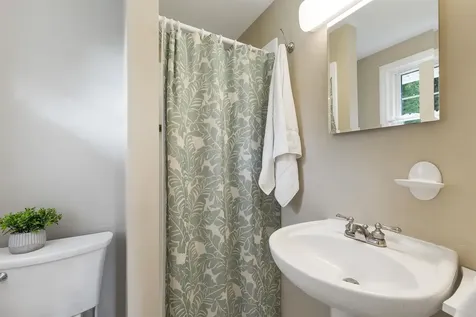 15 Spencer Drive Nashua NH 03062