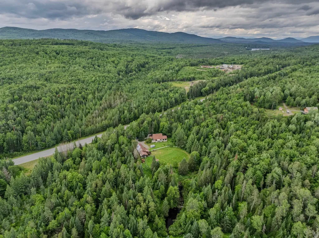 2054 Whitefield Road Bethlehem NH 03574