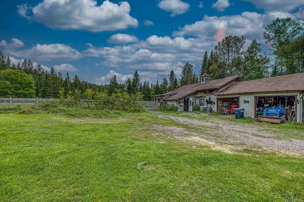 2054 Whitefield Road Bethlehem NH 03574