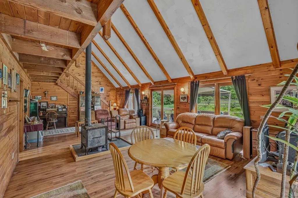 2054 Whitefield Road Bethlehem NH 03574