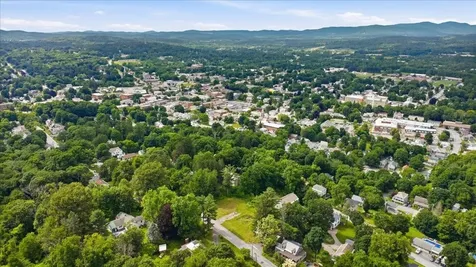 236-240 Grandview Street Bennington VT 05201