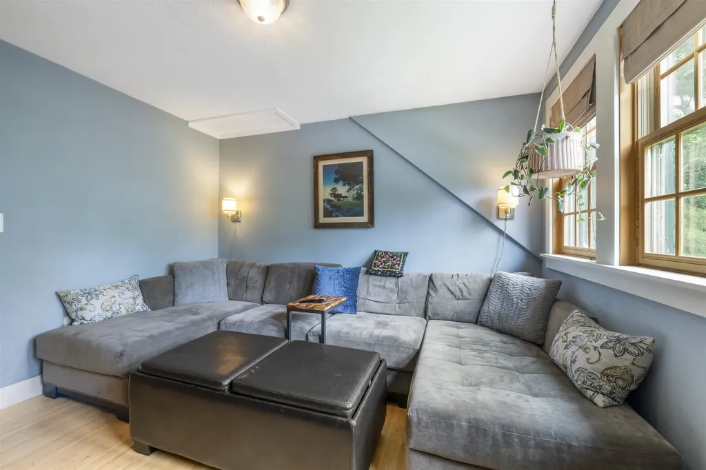 114 River Street Ashland NH 03217