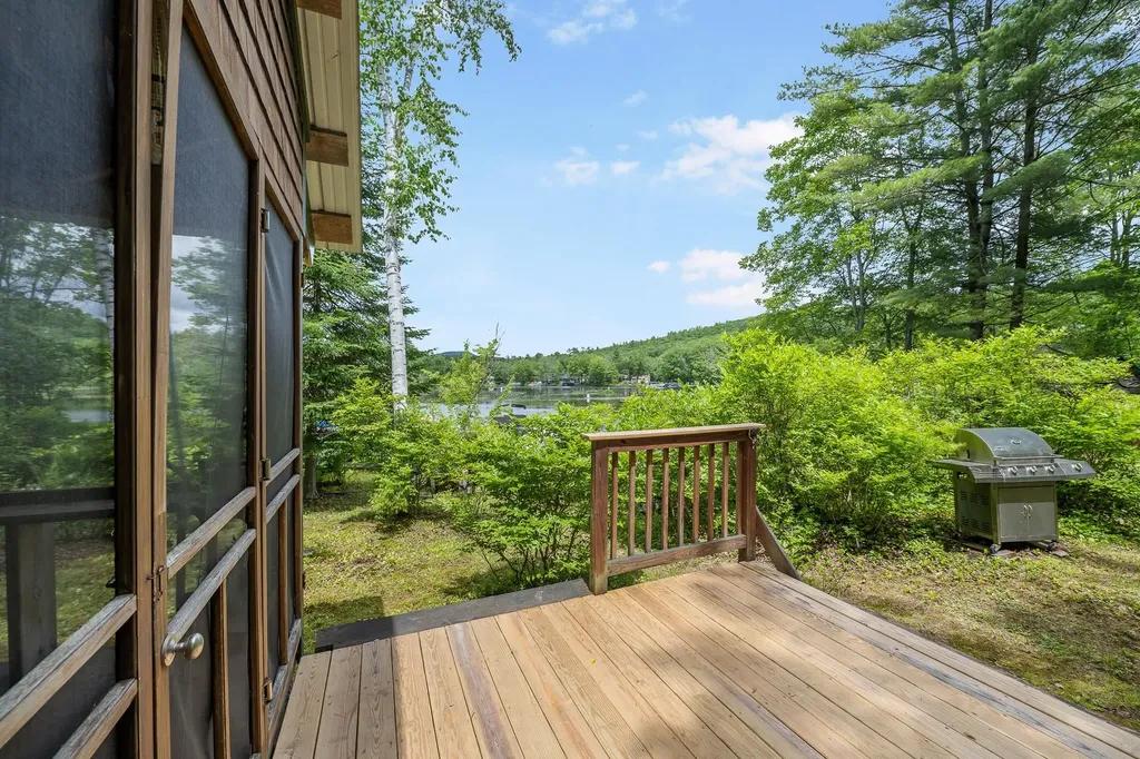 114 River Street Ashland NH 03217