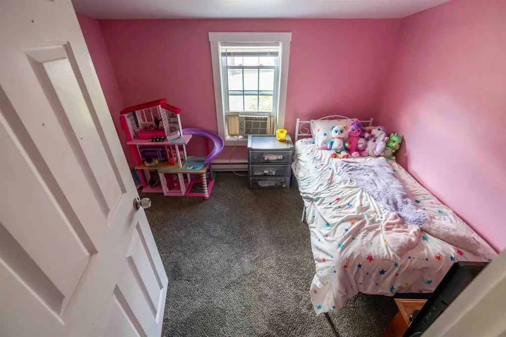 42 Gooseberry Circle Rochester NH 03867