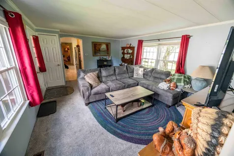 42 Gooseberry Circle Rochester NH 03867