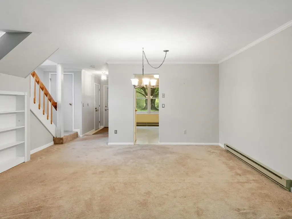 L13 Stonehedge Drive South Burlington VT 05403