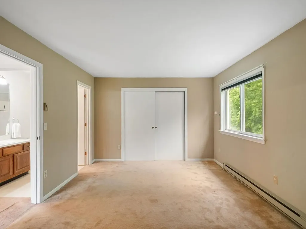 L13 Stonehedge Drive South Burlington VT 05403