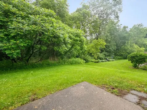 L13 Stonehedge Drive South Burlington VT 05403