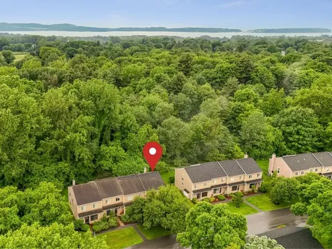 L13 Stonehedge Drive South Burlington VT 05403