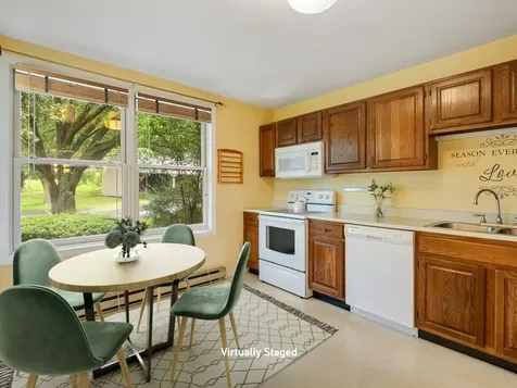 L13 Stonehedge Drive South Burlington VT 05403