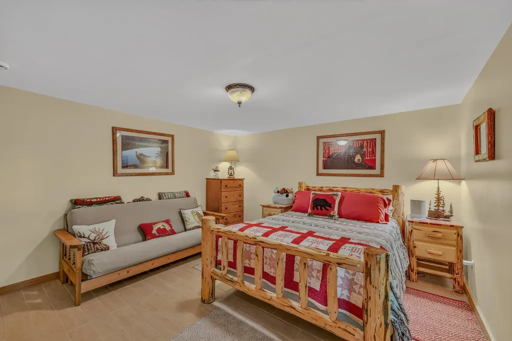 32 Stoney Brook Road Hebron NH 03241