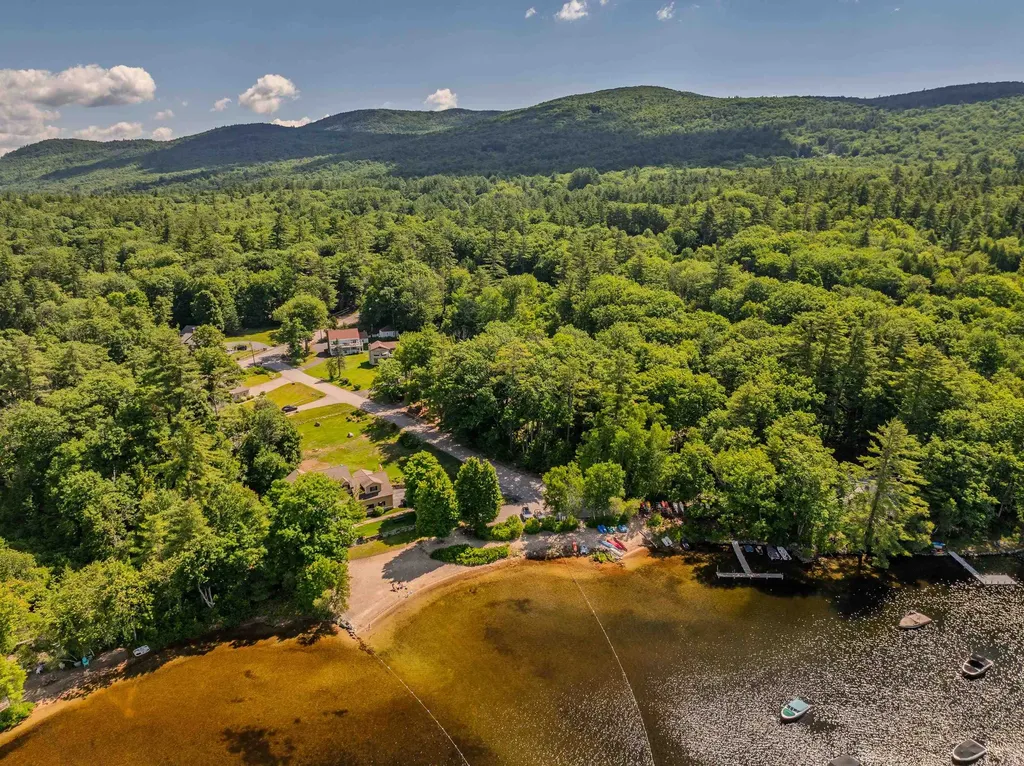 32 Stoney Brook Road Hebron NH 03241