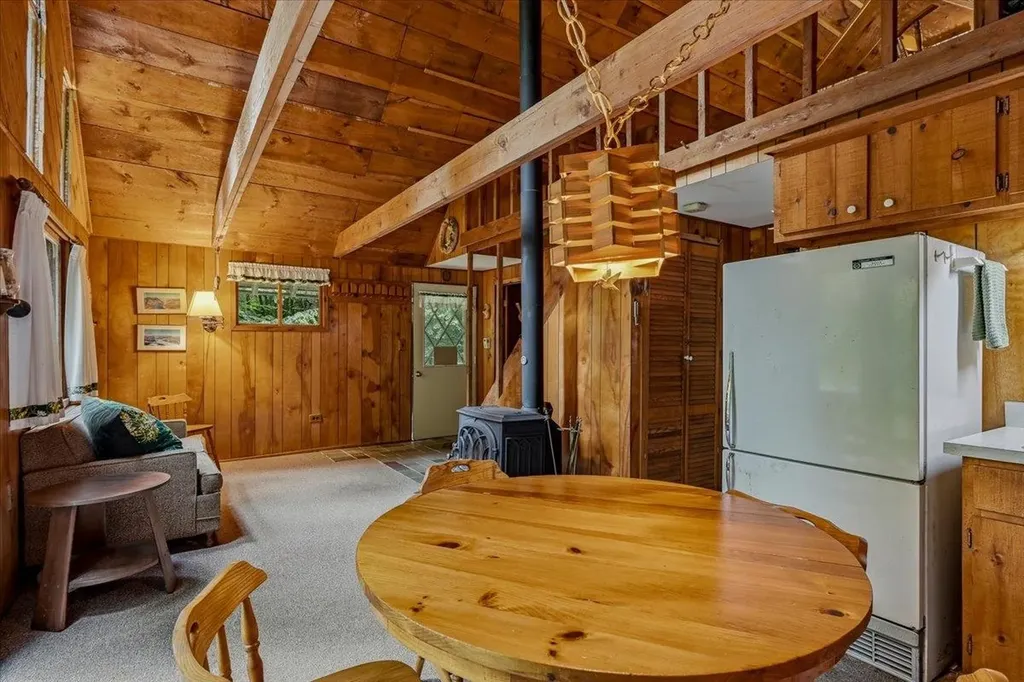 110 Spring Hill Lane Starksboro VT 05733