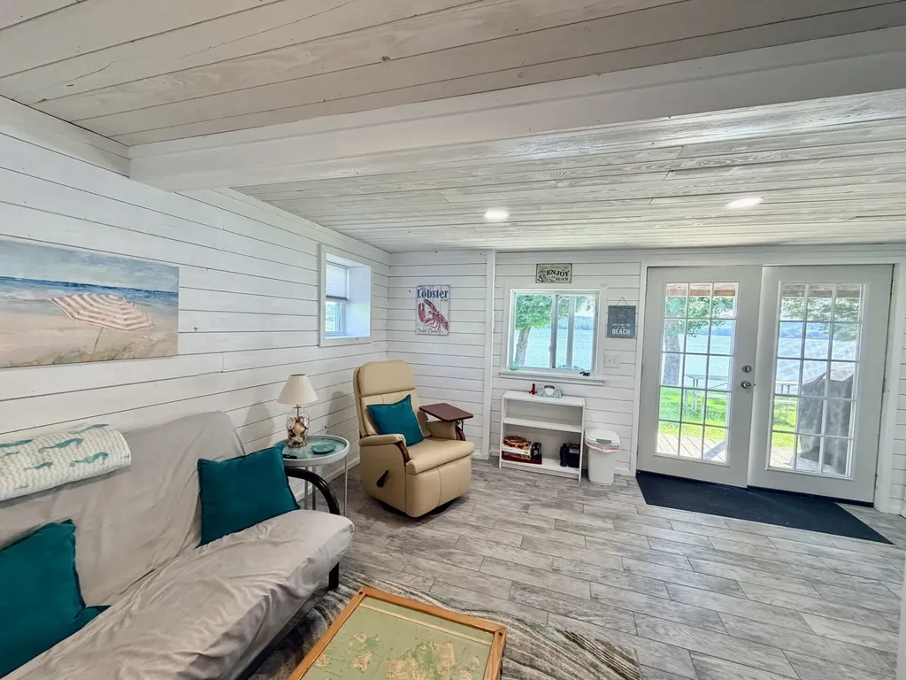 32 Mack's Drive Derby VT 05829