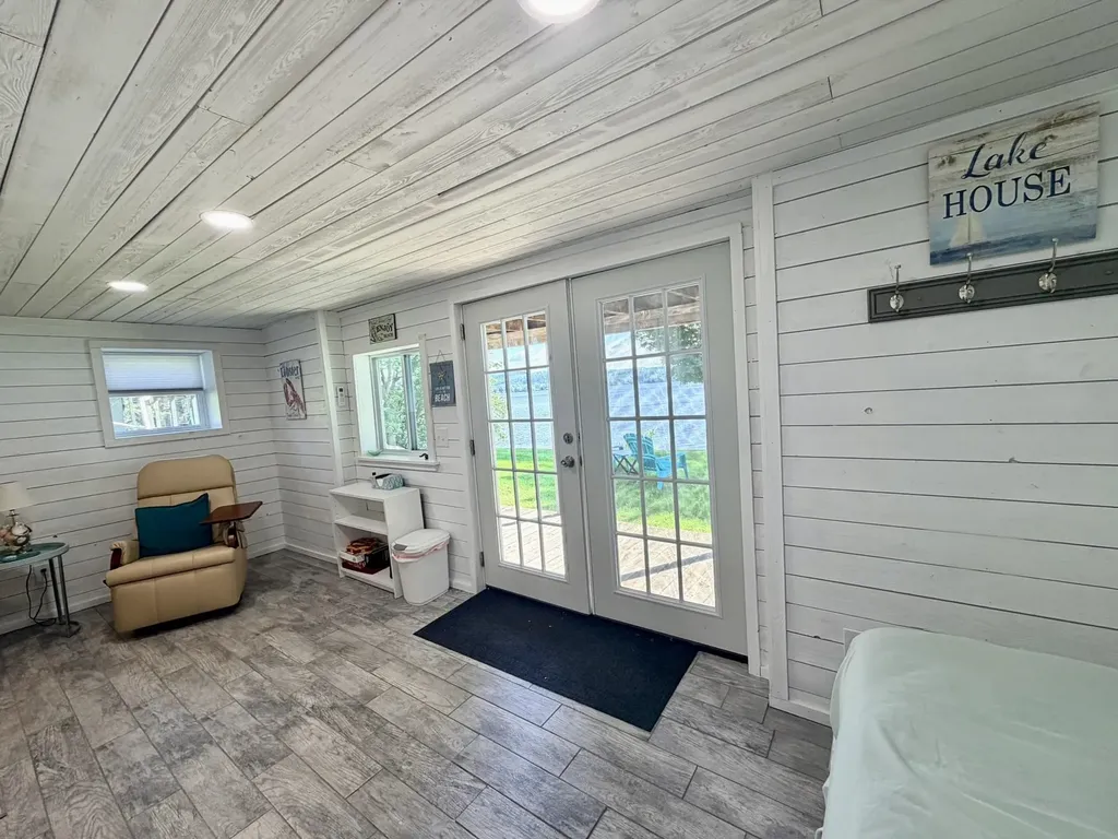 32 Mack's Drive Derby VT 05829