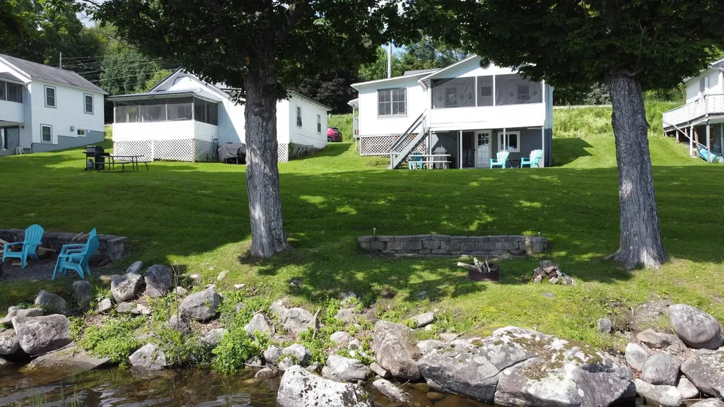 32 Mack's Drive Derby VT 05829