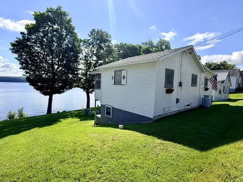 32 Mack's Drive Derby VT 05829