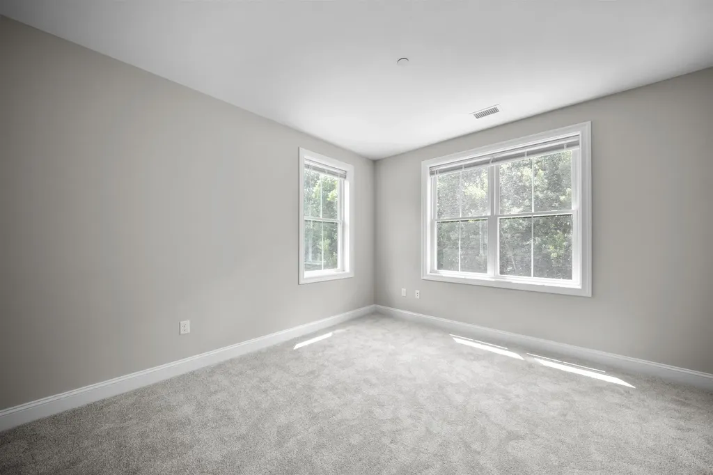 2 Henry David Drive Nashua NH 03062