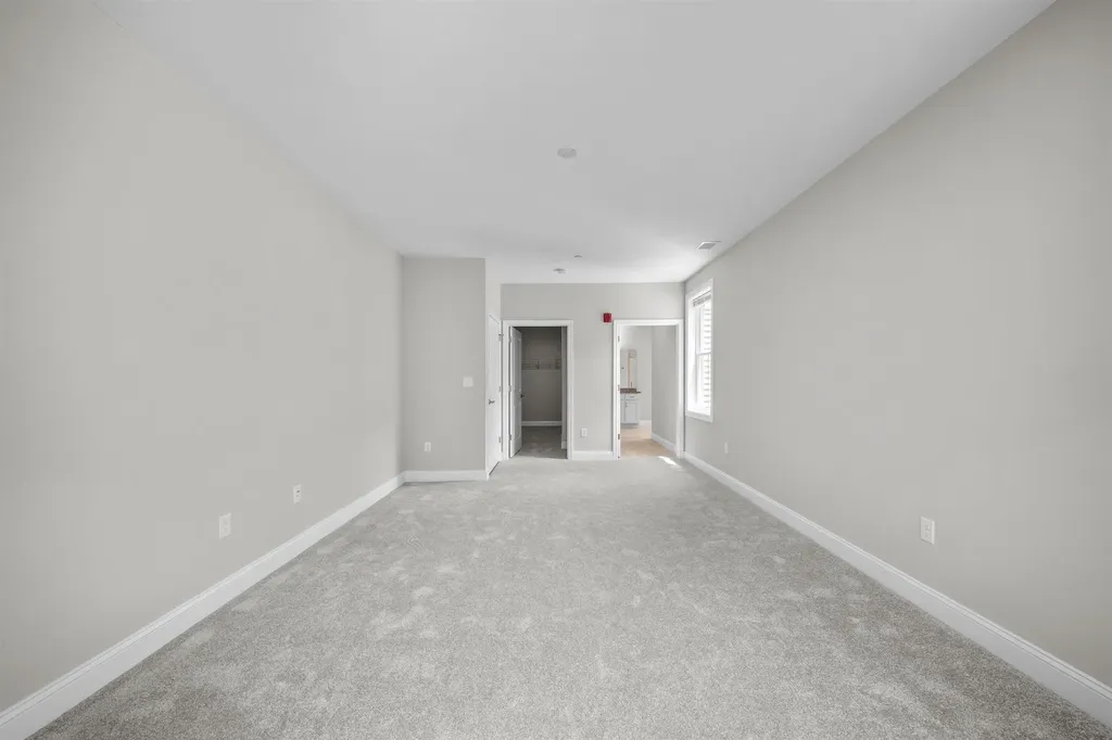 2 Henry David Drive Nashua NH 03062