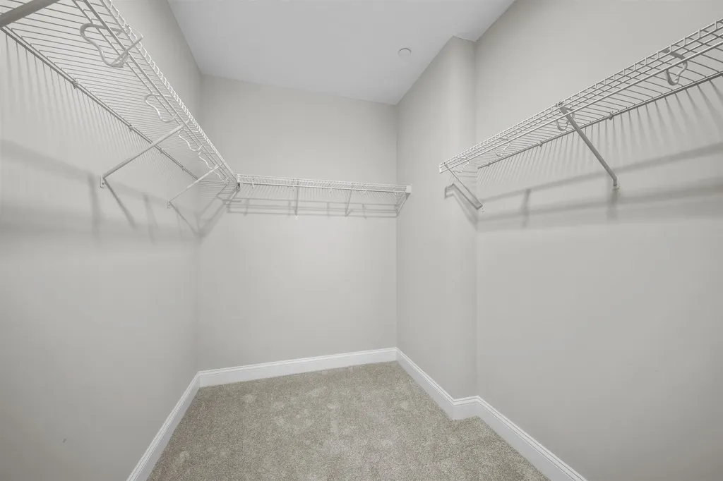 2 Henry David Drive Nashua NH 03062