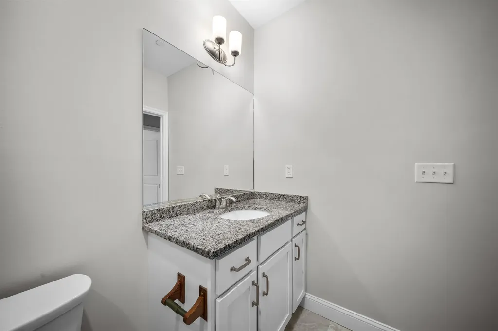 2 Henry David Drive Nashua NH 03062